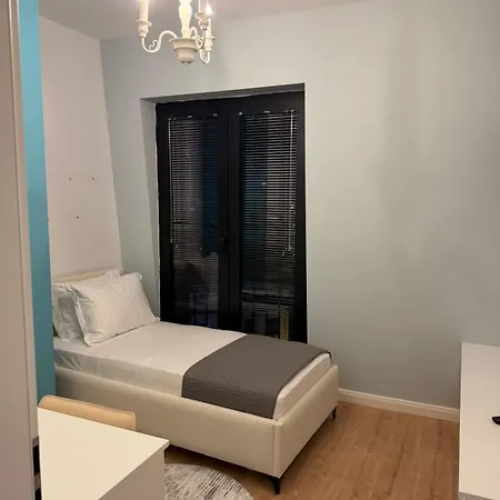 Albania Haven Center Of 티라나